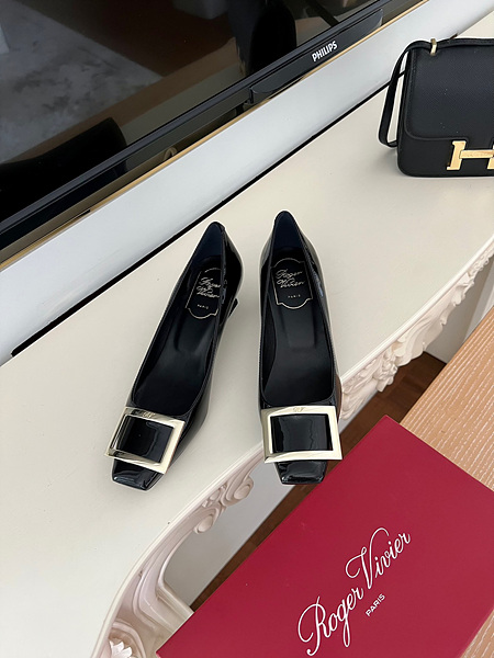 로저비비에 슬링백 4.5cm