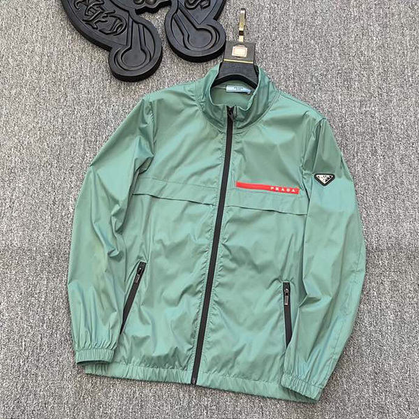 프라다 바람막이