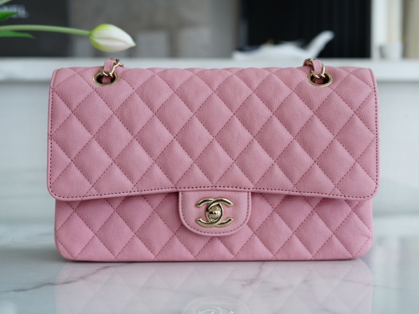 샤넬 클래식 미듐 캐비어 금장 A01112