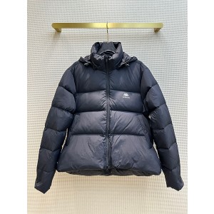 발렌시아가 패딩