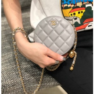 샤넬 클래식 골브볼 체인 라운드백