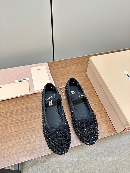 미우미우 발레리나 플랫 슈즈