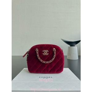샤넬 벨벳 퀼팅 체인 핸드백