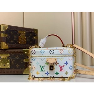 루이비통 LV x TM 베니티 체인 파우치