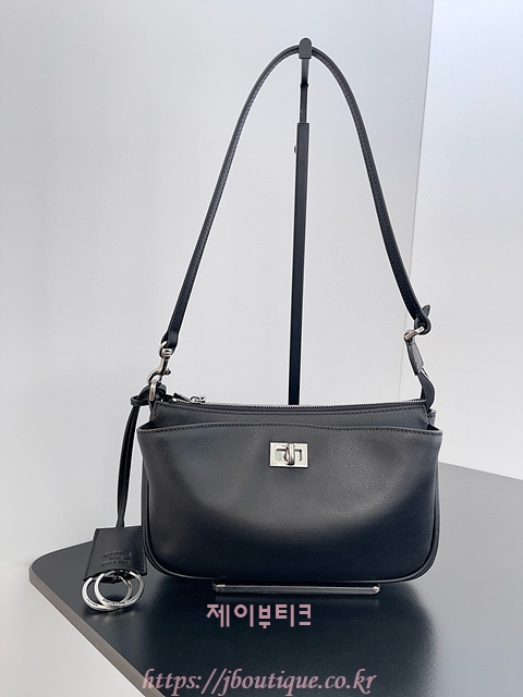 발렌시아가 로데오 슬링 포셰트