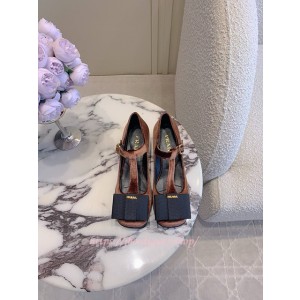 프라다 메리제인 펌프스