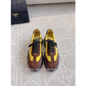 프라다 스니커즈 (남녀 공용)