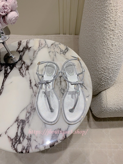 르네 까오빌라 샌들