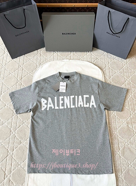 발렌시아가 반팔 티셔츠 (남녀 공용)