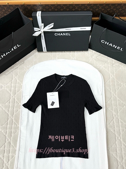 샤넬 반팔 니트