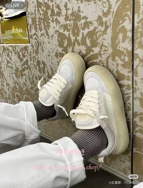 골든구스 스페이스 스타 스니커즈