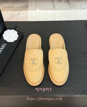 (국내배송 3~4일소요) 샤넬 턴락 뮬 블로퍼 (40사이즈) [8]