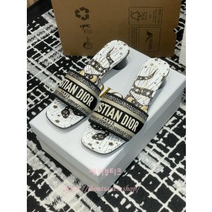 디올 디웨이 슬리퍼