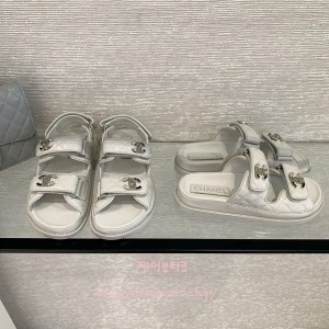 샤넬 벨크로 슬리퍼 샌들