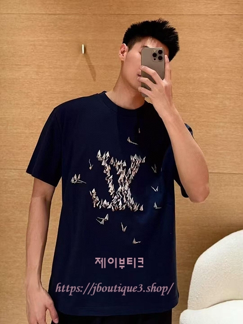 루이비통 남성 반팔 티셔츠