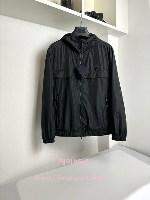 프라다 남성 바람막이