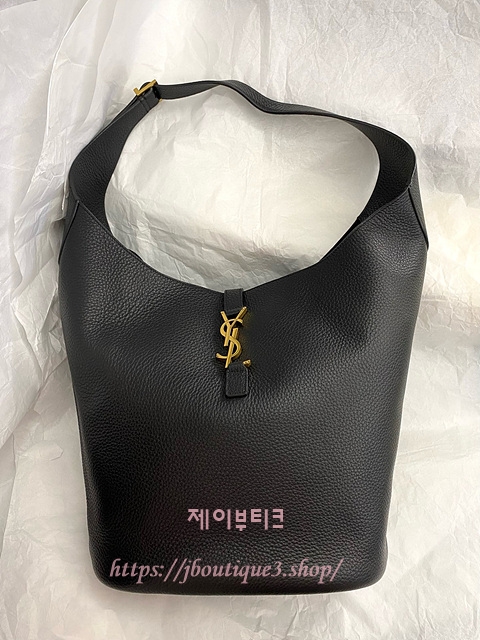 생로랑 LE 5 À 7 라지