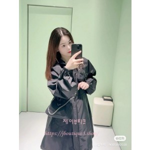 프라다 바람막이