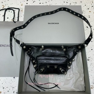 발렌시아가 르 카골 벨트백