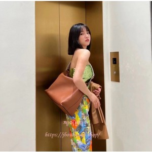 로에베 CUBI 크로스바디 백