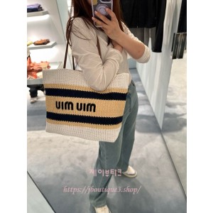 미우미우 라피아 토트백