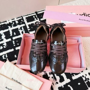 아크네 스튜디오 스니커즈