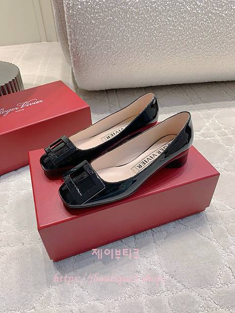 로저비비에 펌프스