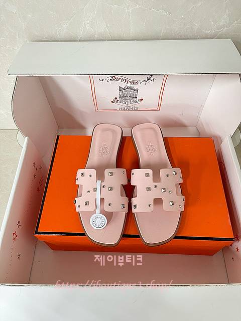 에르메스 오란 샌들