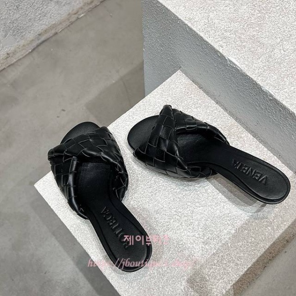 보테가 베네타 블링크 뮬