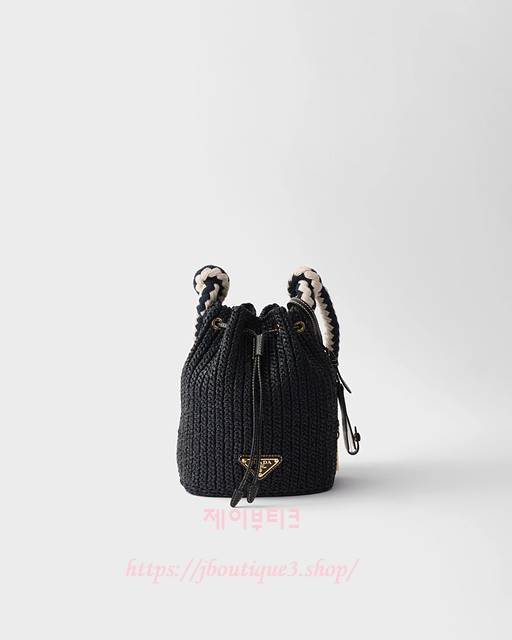 프라다 크로셰 미니 버킷 백
