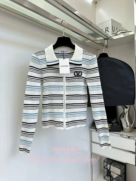 발렌티노 집업 카라 니트