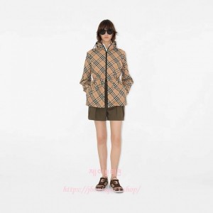 버버리 바람막이 자켓