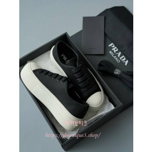 프라다 스니커즈