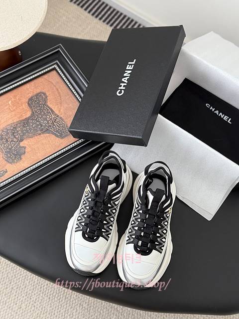 샤넬 믹스 드 파이버 스니커즈