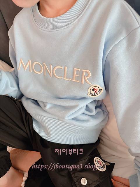 몽클레어 키즈 맨투맨