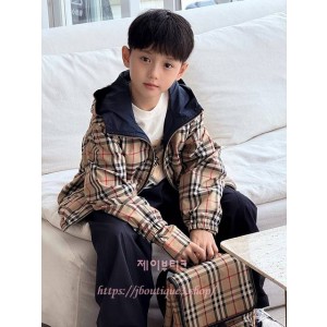 버버리 키즈 자켓