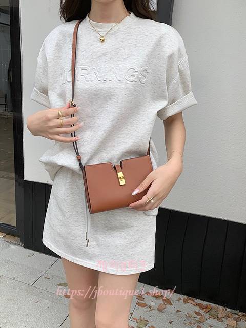 셀린느 미니 16 포쉐트