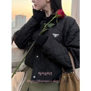 프라다 퀼팅 점퍼