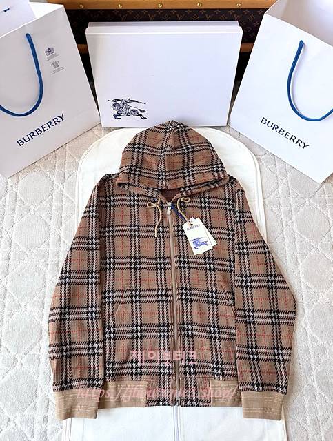 버버리 남성 후드 집업