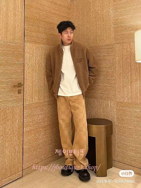 루이비통 남성 플리스 자켓 (3color)