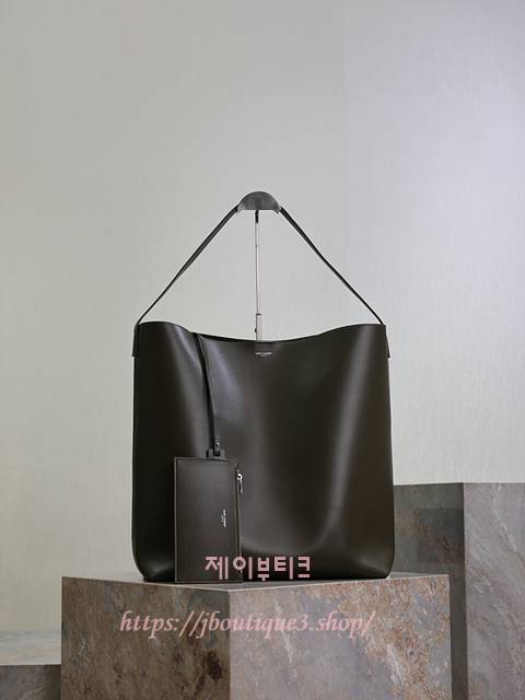 생로랑 BOLD 볼드 호보 백