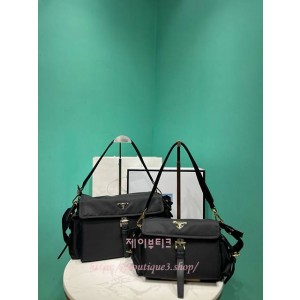 프라다 익스플로어 리나일론 숄더백 (미디엄,라지)