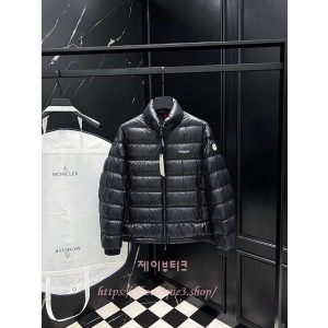 몽클레어 남성 패딩 점퍼
