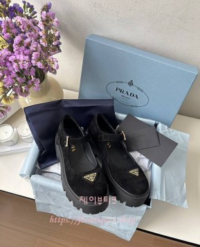 프라다 메리제인