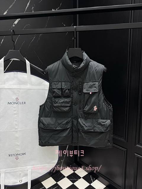 몽클레어 통가스 다운 필드 베스트 (2color)