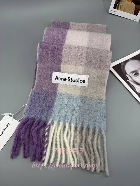 아크네 스튜디오 머플러 목도리