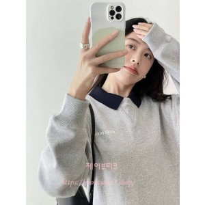 미우미우 맨투맨