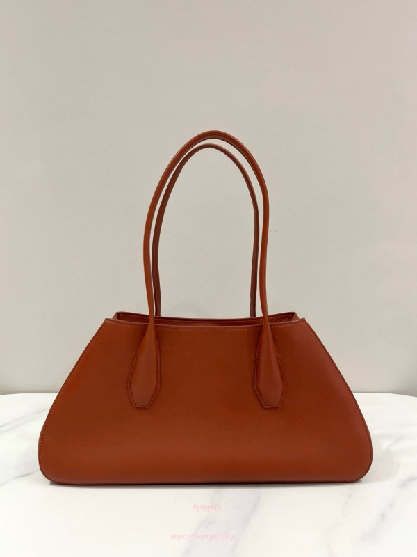 더로우 알제 레더