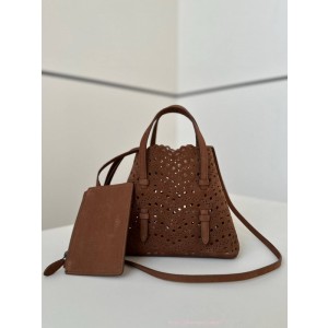 알라이아 미나 20