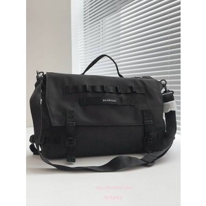 발렌시아가 아미 메신저백